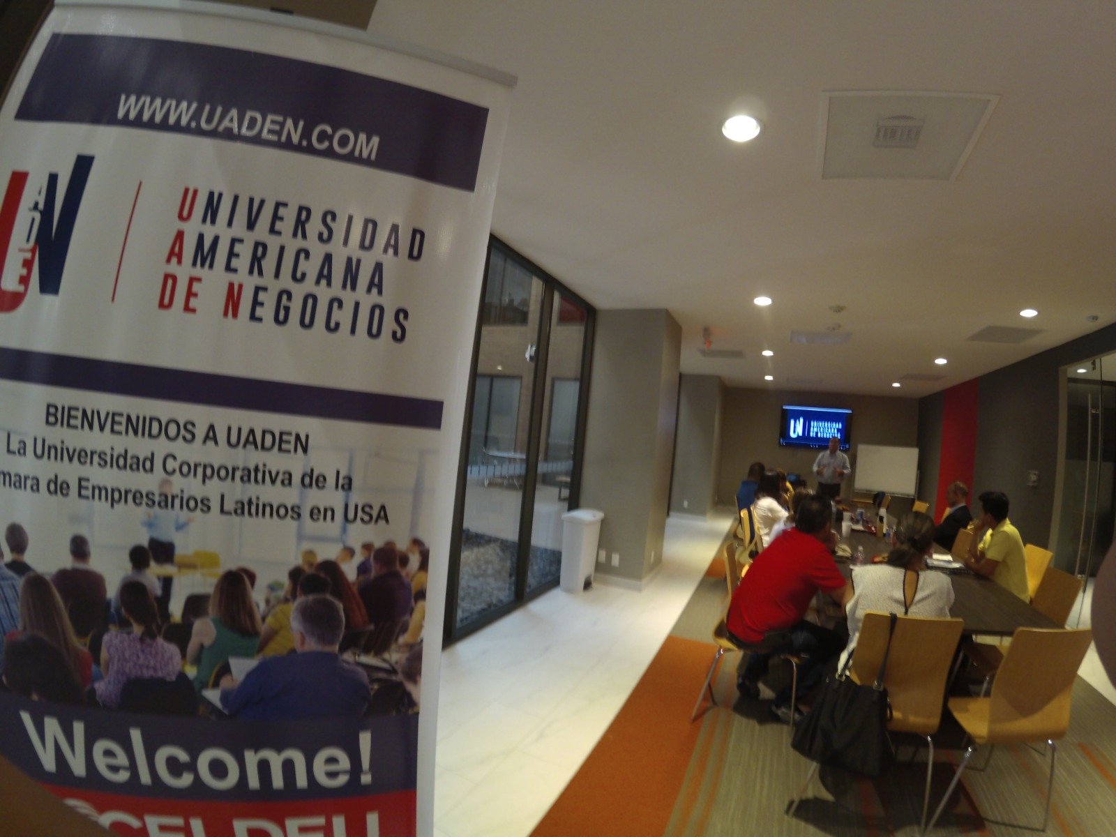 Sesión presencial de UADEN en Houston